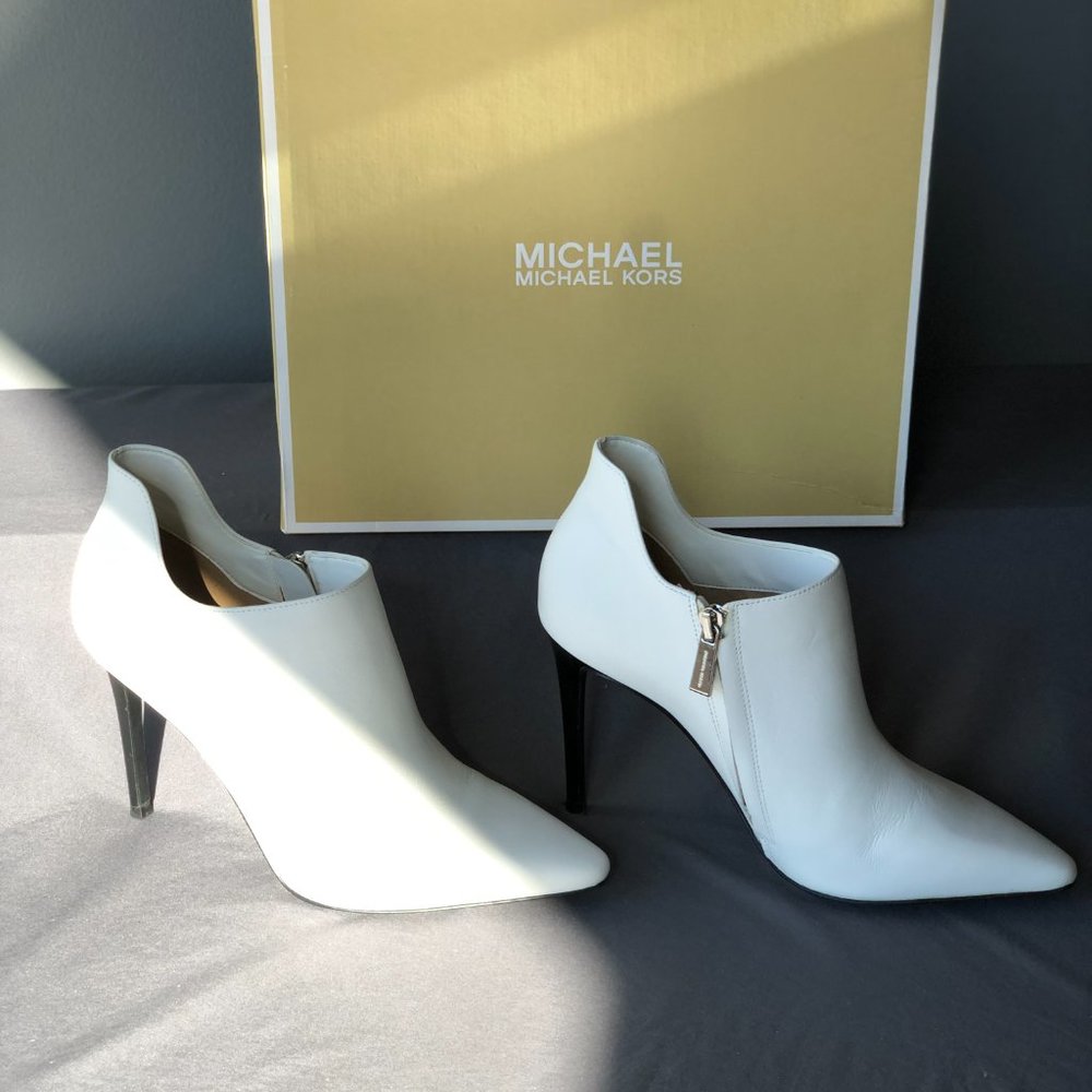 Michael Kors Womens Corrine Leather Bootie Optic White